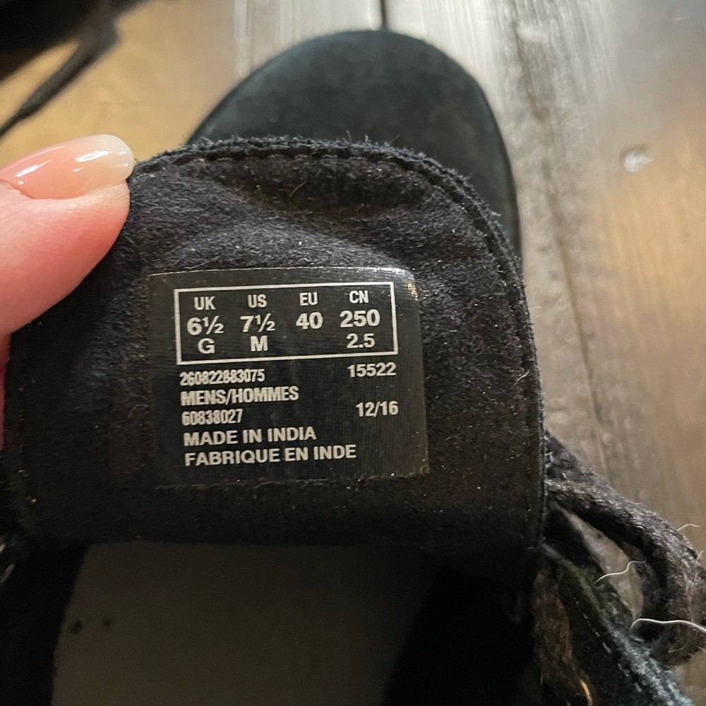 Clark’s black suede 7.5 short boots - Picture 2 of 3
